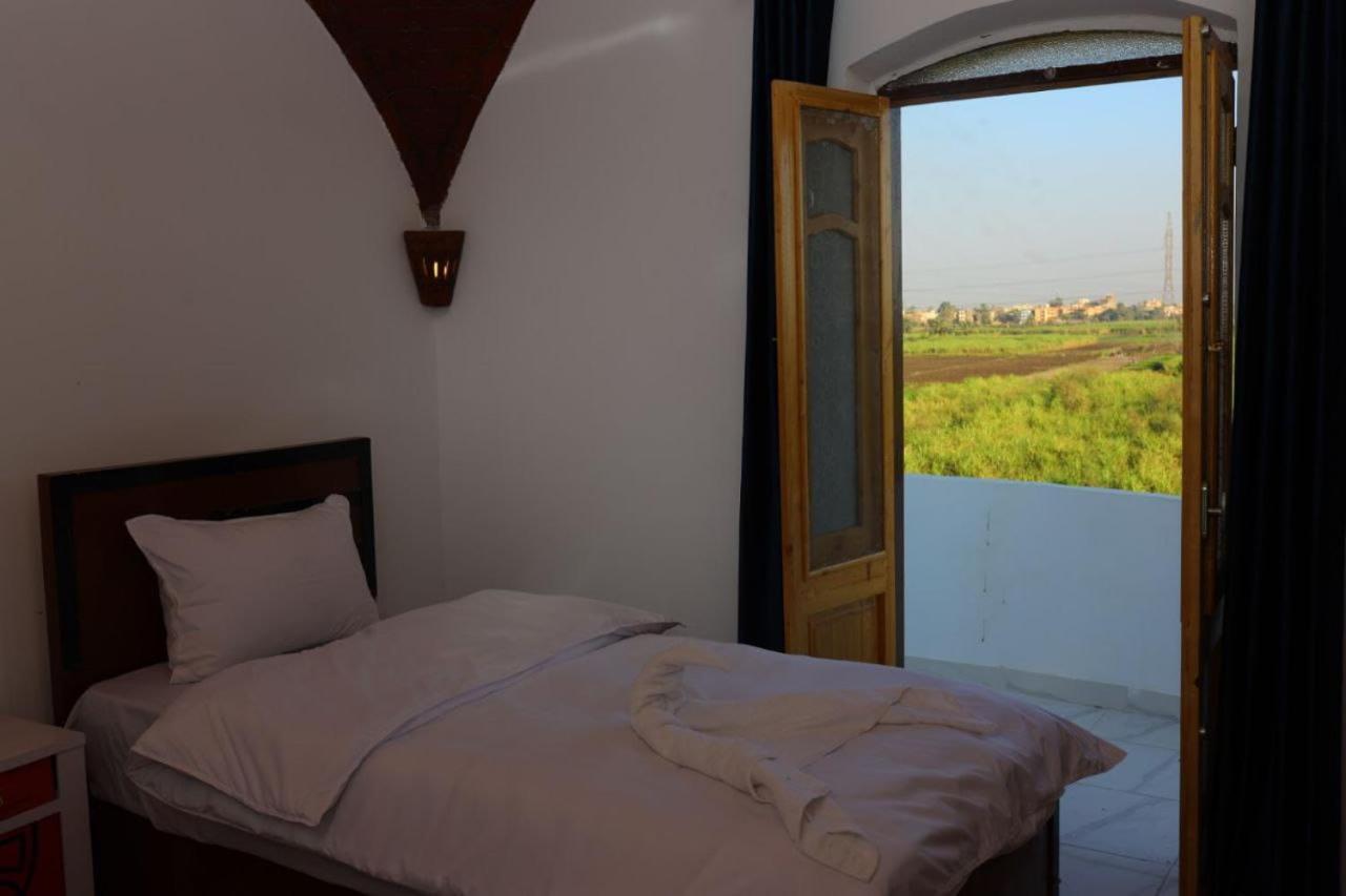 Quiet Gate Guest House Lel Agalta Екстериор снимка
