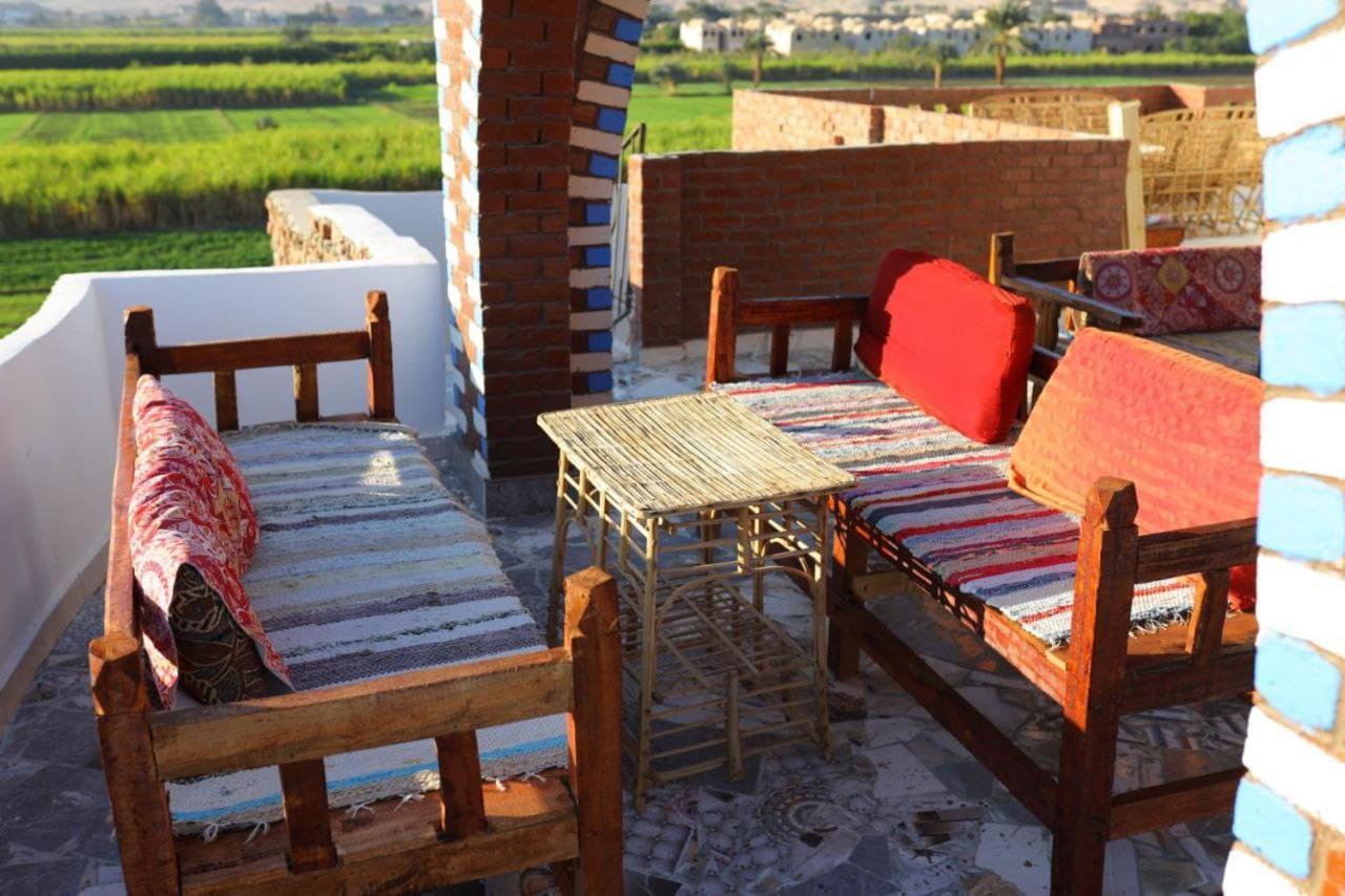 Quiet Gate Guest House Lel Agalta Екстериор снимка
