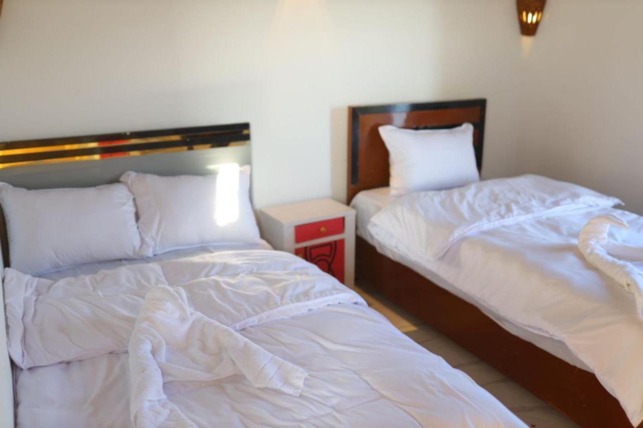 Quiet Gate Guest House Lel Agalta Екстериор снимка