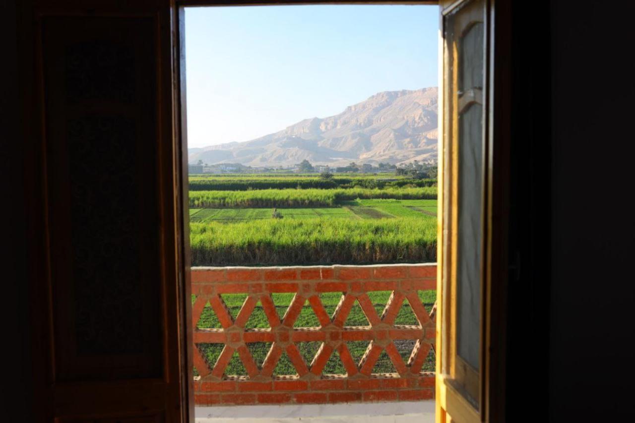 Quiet Gate Guest House Lel Agalta Екстериор снимка
