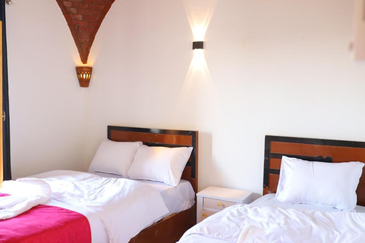 Quiet Gate Guest House Lel Agalta Екстериор снимка
