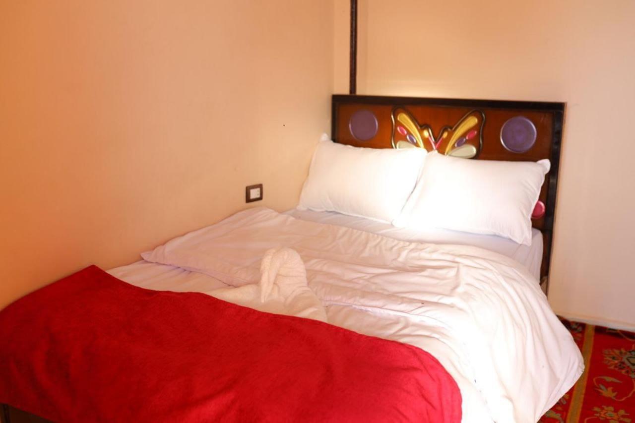 Quiet Gate Guest House Lel Agalta Екстериор снимка